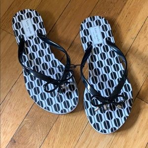 Kate Spade flip flops NWOT slippers
